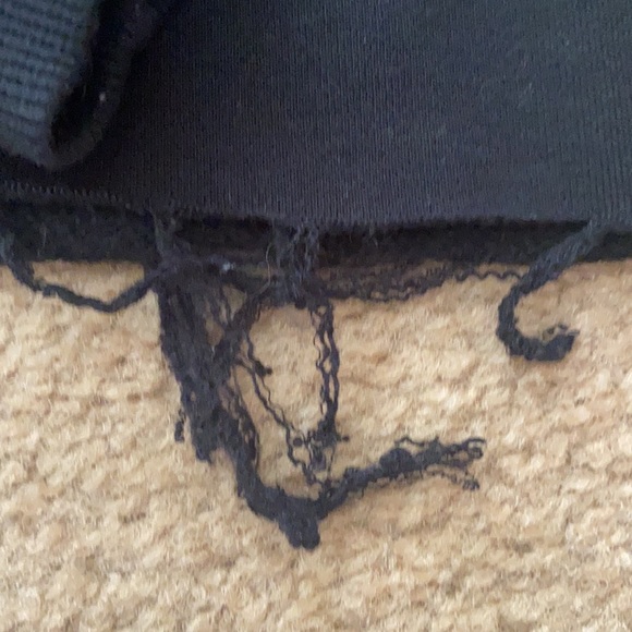 Cropped Sweatshirt - Picture 6 of 7